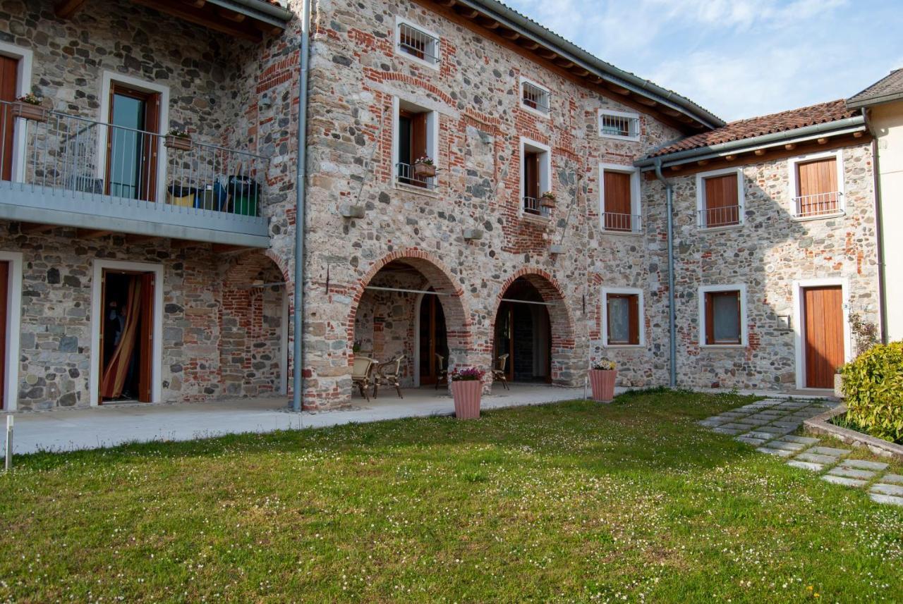 Agriturismo Antico Splendore Villa Pullir Exteriör bild