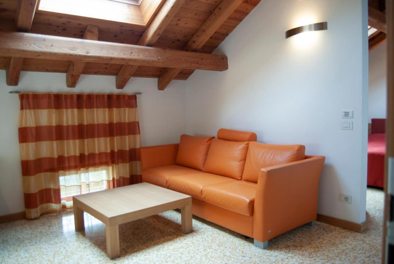 Agriturismo Antico Splendore Villa Pullir Exteriör bild